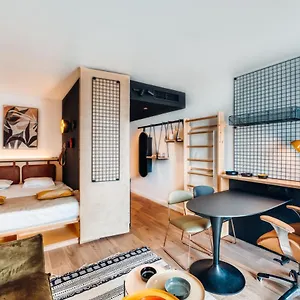 https://cowool-avignon.aixenprovencehotels.org